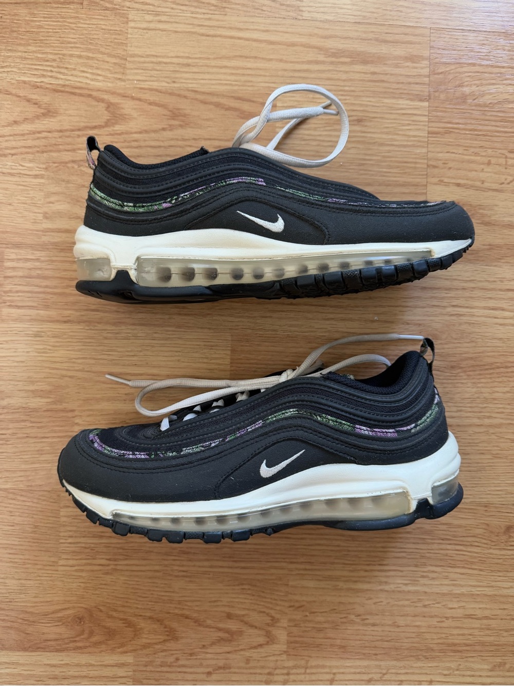 Nike Air Max 97 Next Nature Floral Tapestry Black / White Size 9 - EUC